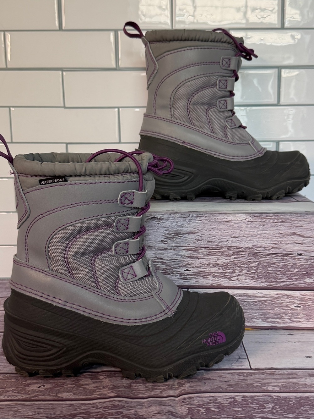 The North Face Alpenglow IV Winter ❄️ Boots Kids Size 12 - Picture 4 of 9